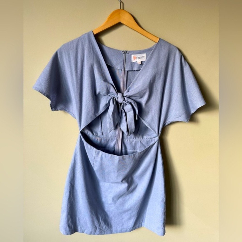 L'atiste Cut Out Mini Dress in Light Blue Size Large